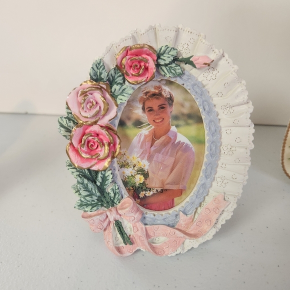 Vintage Picture Frames Lot Ceramic Cottagecore Victorian Coquette Ornate 1990s - Picture 4 of 11
